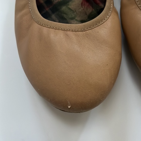 VERY Soft leather Born Ballet flats. Size 7 - Picture 9 of 9